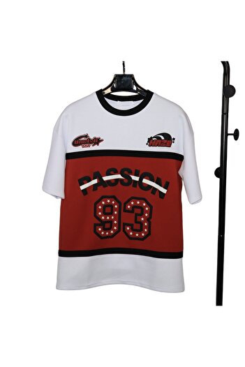 Red Planet Oversize Printed T-Shirt "PASSION 93" – Sporty Style