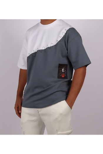 Red Planet Oversize T-Shirt with Unique Design