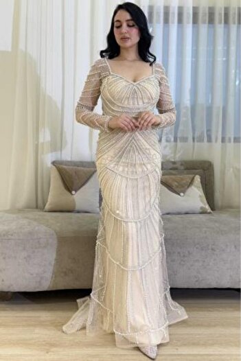 MEZON FASHION Jewel Gown
