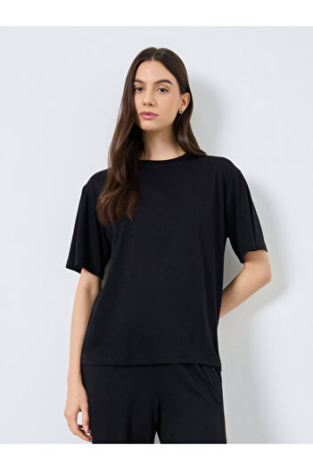 Take Two By Styli Black Solid T-Shirt and Loose Fit Joggers Co-Ords