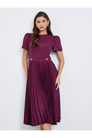 Styli Pleated Detail Puff Sleeves Sheath Midi Dress