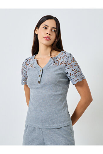 Styli Crochet Lace Sleeve Rib Placket T-Shirt and Pyjama Set