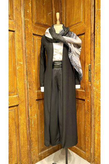 Yame Long Jacket with Ties