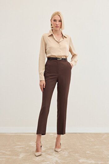 Sateen Belted Trousers - Brown