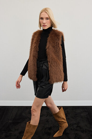 Sateen Sleeveless Long Vest - Brown