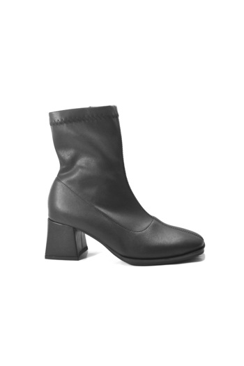 Beety Stretch Black Thick Heeled Women's Boots