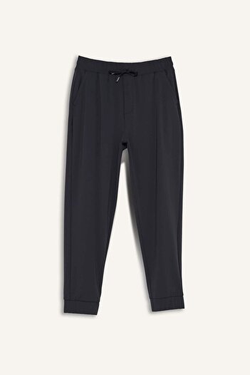 DeFacto Defactofit Slim Fit Tight-Fitting Standard Leg Multifunctional Ultrastrech Sports Jogger Sweatpants
