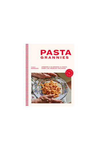 Salamandra Pasta Grannies / Pasta Grannies: The Official Cookbook. the Secrets of Italy's Best Home Cooks