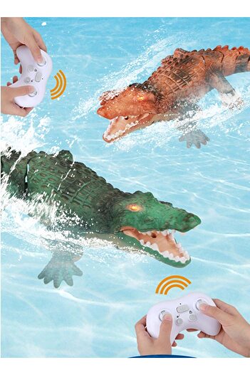 COOYA RC Crocodile Boat,2.4GHz Alligator with Glowing Eyes,Lake,Pool Floating Toy for Kids Aged 3+ (Green)