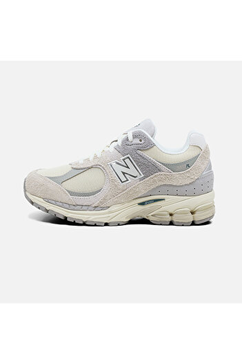 New Balance 2002 Lifestyle Unisex Beige Sneakers - M2002Rek