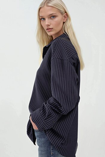 Hiccup Oversize Striped Shirt