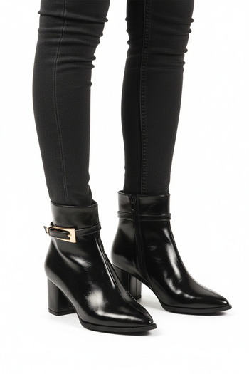 Aspor Black Slim Fit Women's Heeled Boots with Fleece Inside