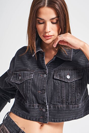 its basic Γυναικείο ριγέ μαύρο χρώμα 1w5-1 Crop Fit Comfort τζιν μπουφάν με κουμπιά μπροστά