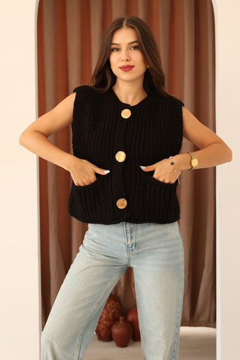 Nazline Women's Crew Neck Pocketed Buttoned Knit Vest