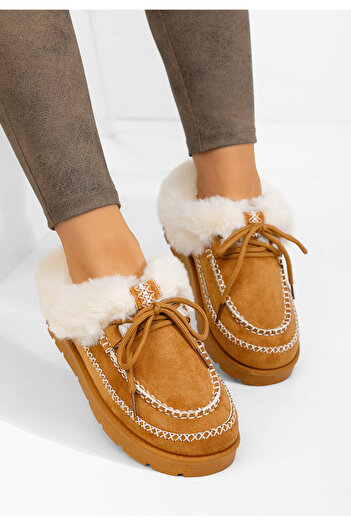 B T Shoes Camelové dámské dřeváky Leainia