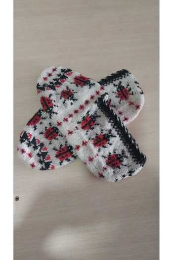 Papatyam Hand Knitted Five-Skewer Booties / Handmade Booties / Dowry Booties / Knitted / Home Booties / Handmade Socks