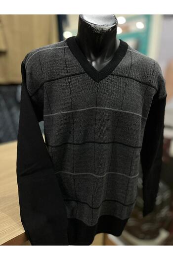 TCR Men's Knitwear V-Neck Patterned Sweater