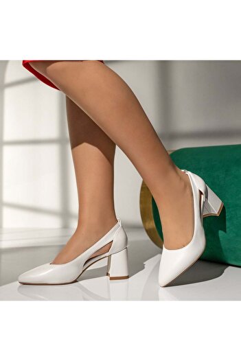 BMoD Women's white shoes with a thick heel MOD13703