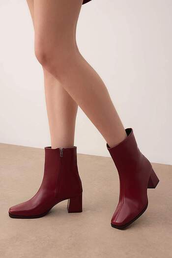 TRENDYOL SHOES Γυναικείες μπότες με τακούνι μπορντό τετράγωνο μπλοκ 
 TAKAW26BO00069