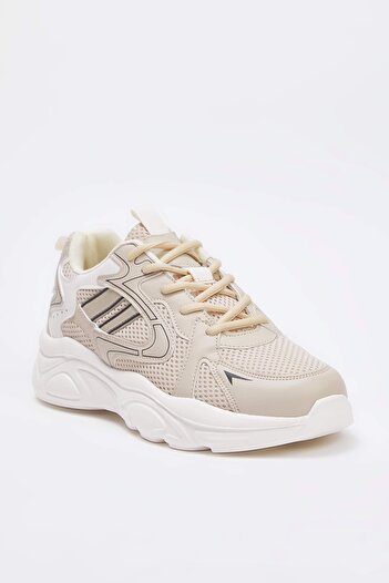TRENDYOL SHOES Ανδρικά αθλητικά παπούτσια με μπεζ δαντέλα με λεπτομέρεια από πλέγμα 
 ΤΑΚΑ26SN00020