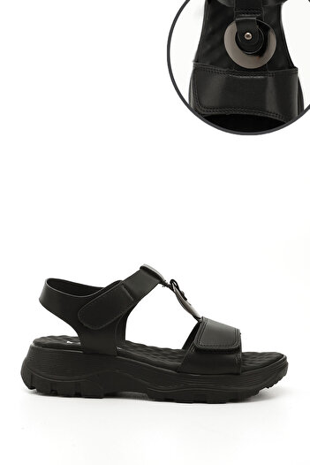 GÖNDERİ(R) Women's / Girls' Black Velcro Strap Wedge Heel Buckle Detailed Comfort Sandals