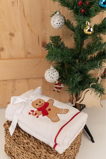 Baveno Cotton 2-Piece Modern & Stylish Design Gift Towel Set