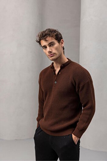 Valiberta Ανδρικό πλεκτό πουλόβερ Wes Thessaloniki Knitted 3 Buttons Half Placket Comfortable Fit - Καφέ