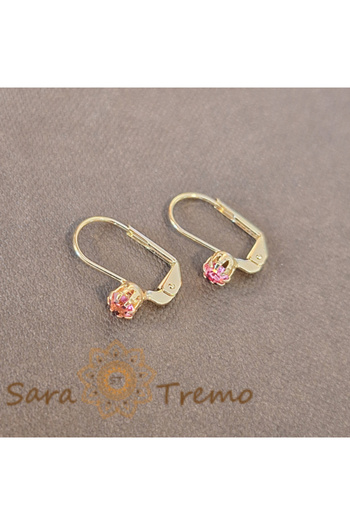saratremo Delicate and Classic Earrings with Pink Zirconia Crystal
