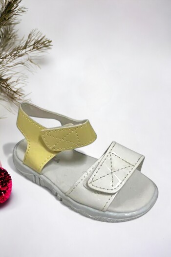 Ponchiq White and Yellow Velcro Children's Sandals