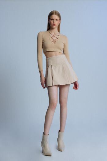 BERFUĞ KIRAN Beige High Waist Pleated Shorts Skirt