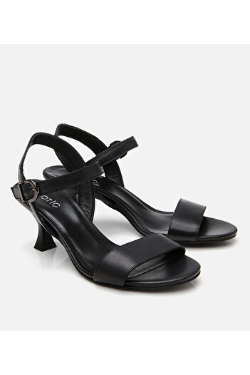 Hotiç Women's Leather Black Belted Heeled Sandals