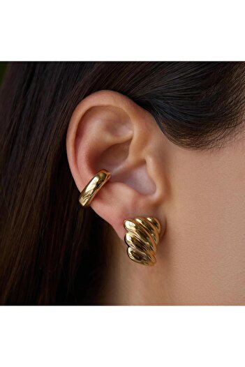 neslyaccessories Gold Croissant Earrings