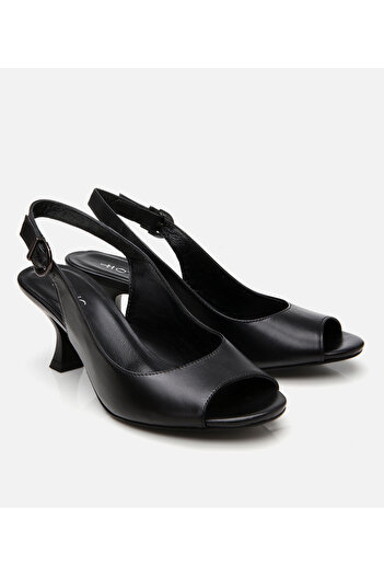 Hotiç Women's Leather Black Belted Heeled Sandals