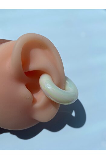 kurukafagift Compression Earcuff Large Size White Cream Lightweight Model Cartilage Earrings