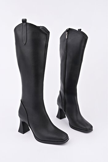 MUGGO Astoria Blunt Toe Side Zipper Heeled Women's Boots
