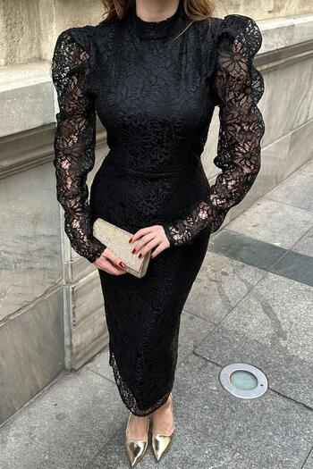 Elbee Fashion Woman Half-High-Neck Lace Dress with Sleeve Detail