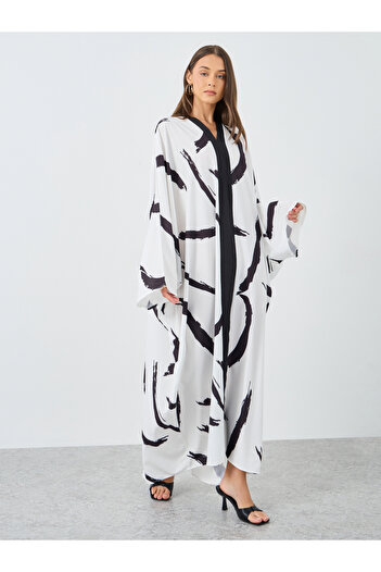 Styli Batwing Sleeve Printed Jalabiya