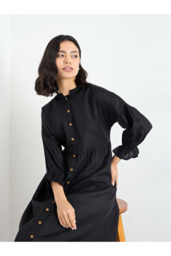 Styli Black Buttoned Midi Dress with 3/4 Sleeves
