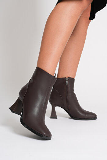 Lolita Love Shoes Γυναικείες μπότες Keri Acı Brown Blunt Toe