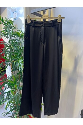 BEBE PLUS Women's Pants