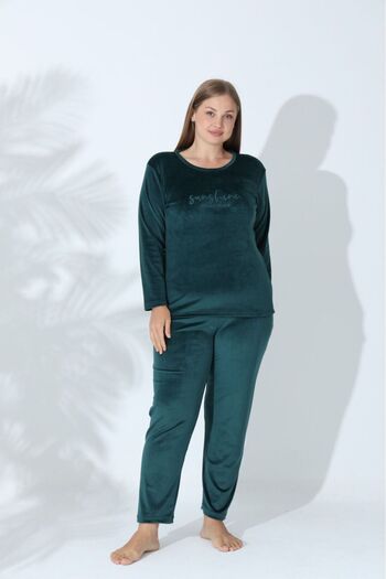 Elit Women's Plus Size Velvet Winter Pajama Set