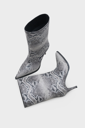 LOJO Women's Pointed Toe Snake Patterned Daily Heeled Boots Kyra