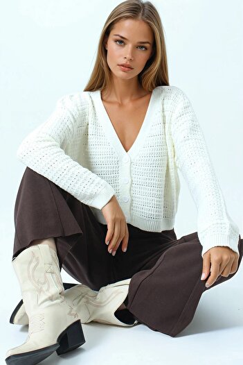 VAGGON Women's Ecru Textured Knitted Patterned Long Sleeve Buttoned Knitwear Cardigan Vs01049