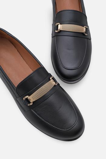 Corridor Italy Women's Daily Flat Shoes with Metal Bar Accessories Loafer