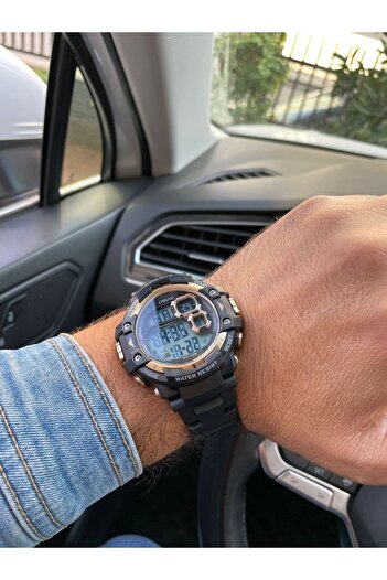 SMAEL Digital Men's Wristwatch