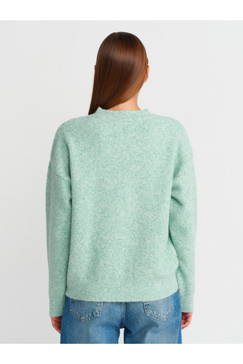 Dilvin 10640 Crew Neck Soft Textured Knit Sweater-Mint