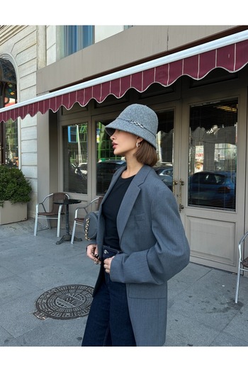 LAGRANZE Kimo Bucket Hat with Buckle