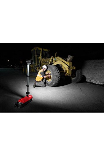 Milwaukee LED light tower with remote control, model M18-ONERSAL, compatible with M18™ ONE-KEY™