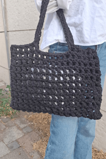 Warasiva Women's Black Knitted Medium Size 38×28cm Handcrafted Daily Shoulder Bag