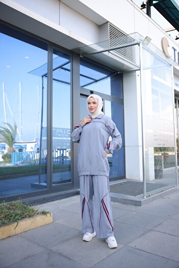 Ryzi Moda Women's Hijab Sports Tracksuit Set Double